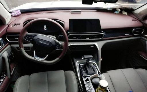 国内首款钻石车标的SUV，轴距2米7轮毂18英寸，90后赞不绝口