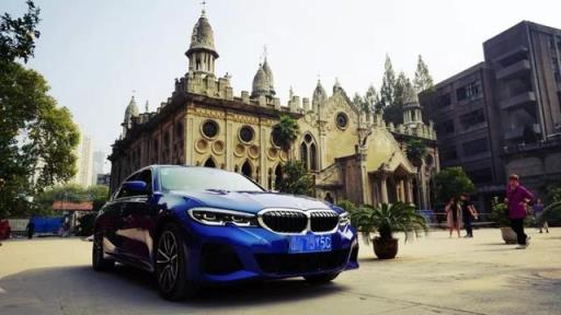 全新BMW 3系到手4个月，感受就两个字：真香！车主孙先生如是说