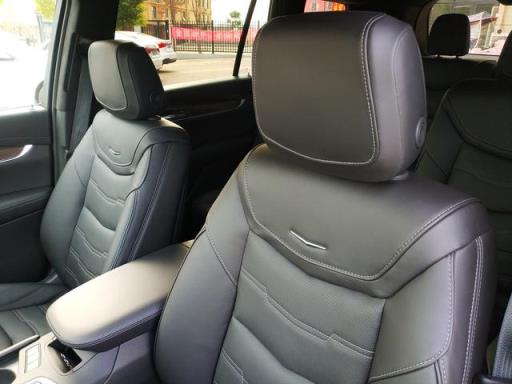 三排六座 五米SUV 2.0T发动机+9AT变速箱