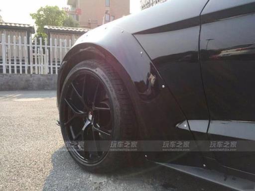 美规野马改成GT350还不够 改装STAGE3宽体后霸气十足