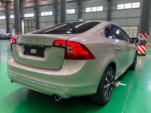 本喜欢XC60，奈何预算不够，改提沃尔沃S60L