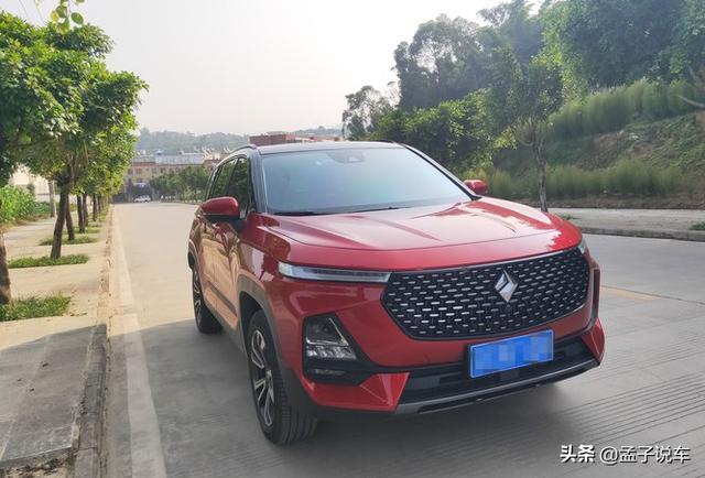 小康家庭的代步车，轴距2米7配钻石车标，开回家邻居认为值30万