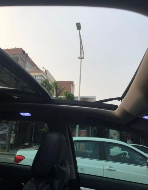汉兰达提车作业：买了这车以后我就能在后排跷二郎腿啦