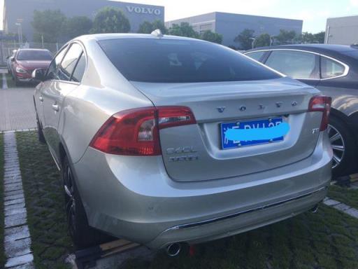 本喜欢XC60，奈何预算不够，改提沃尔沃S60L