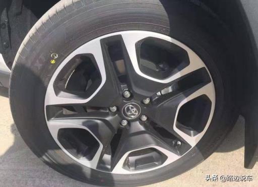 23万买2020款丰田RAV4荣放值吗？车主行驶7天后详细说下用车感受