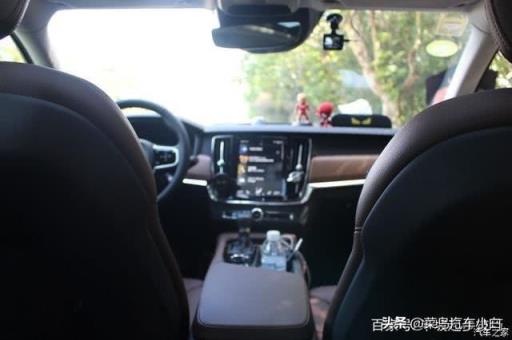 沃尔沃S90的真实车况怎么样？看S90车主的提车感受吧