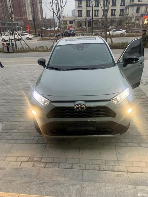 落地20多万，新款RAV4四驱风尚版提车用车，动力够用吗？