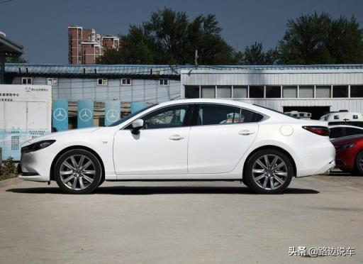 22万买马自达新款阿特兹，用车3000公里后，表示：2.5L油耗才8个