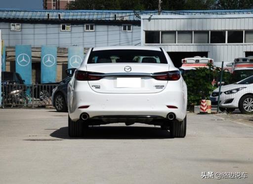 22万买马自达新款阿特兹，用车3000公里后，表示：2.5L油耗才8个