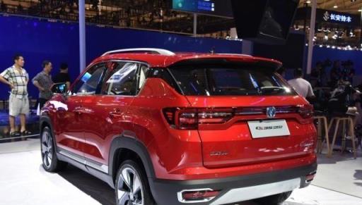 长安紧凑型SUV-CS35plus真的好吗？车主：有它就不买合资车了