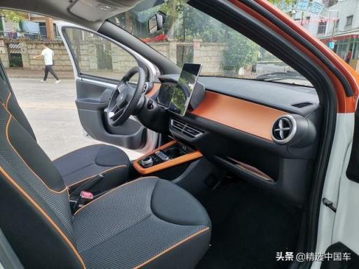 比亚迪e1用车体验：自从开上它后感觉自己像个老司机
