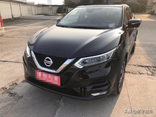 日产逍客提车作业，车主：裸车15万，2.0L油耗很满意