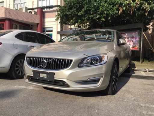 本喜欢XC60，奈何预算不够，改提沃尔沃S60L