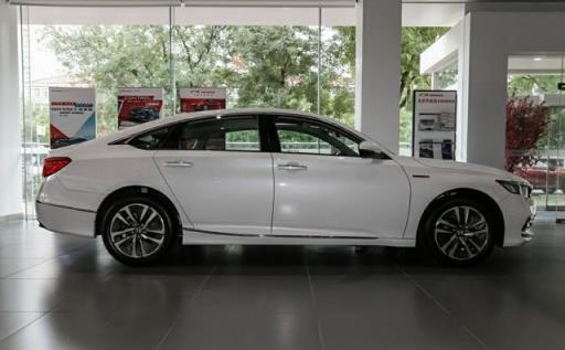 百公里油耗5.2L，裸车20w，本田雅阁1750公里用车感受