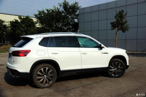 动力比RAV4强太多，探岳2.0T四驱版提车作业