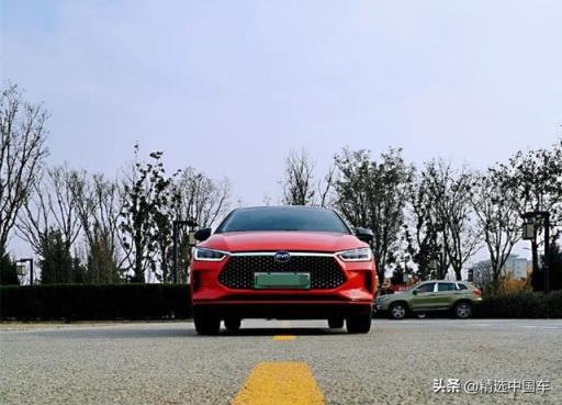 比亚迪e2用车体验，开惯电车就不想再开油车，还有一项特权真任性