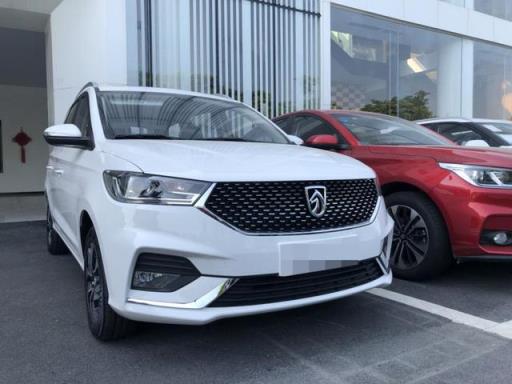 为CVT冲动入手，跑完高速车主有话说：7万内极具性价比的六座车