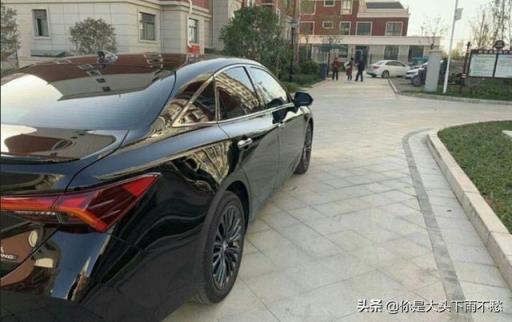 月末收官喜提新车 全家人满心欢喜