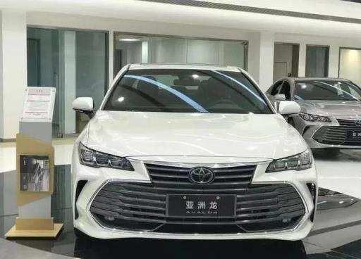 提车作业：朋友就这样被亚洲龙2.0L征服了