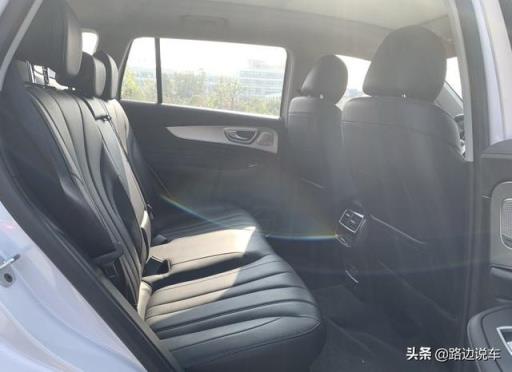 喜提上汽荣威RX5 MAX，落地16万，车主：原来用车可以这样方便