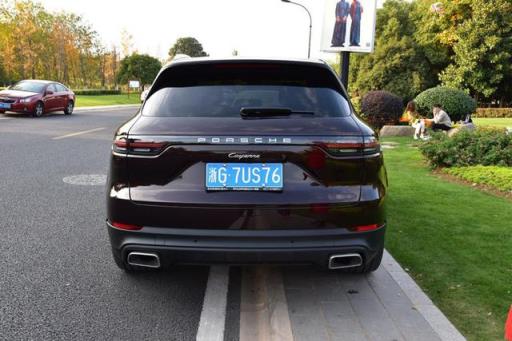 2019款保时捷-Cayenne卡宴6000KM用车体验、始于颜值，忠于颜值