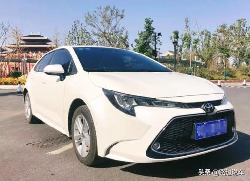 落地15万喜提丰田雷凌，朋友说不如选轩逸，车主：我只想说五个字