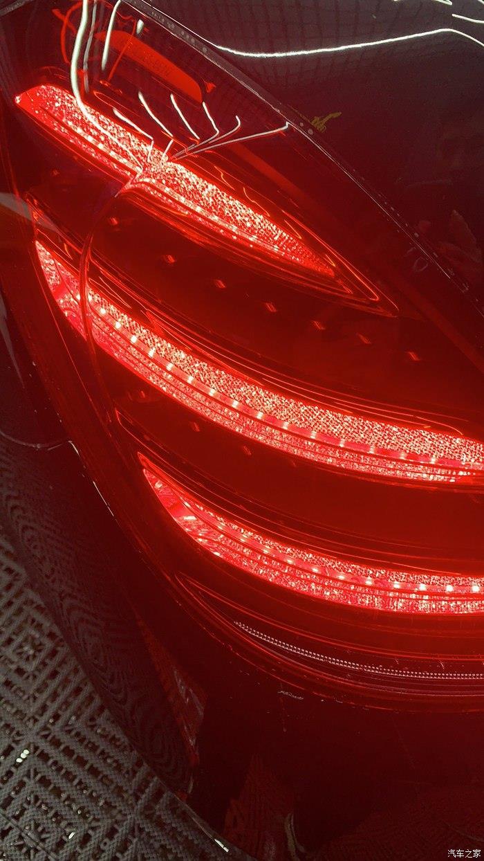 奔驰s提车作业提车一个星期作业