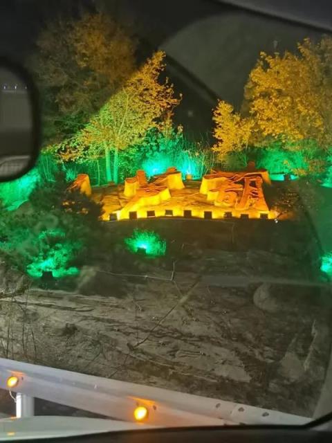 油老虎 尼桑途乐