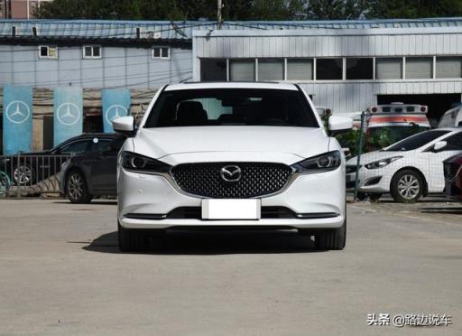 22万买马自达新款阿特兹，用车3000公里后，表示：2.5L油耗才8个
