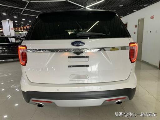 福特SUV探险者怎么样？车主：我就喜欢我的大白探
