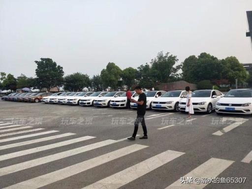 玩过汽配风 这辆帕萨特最终上了气动玩姿态