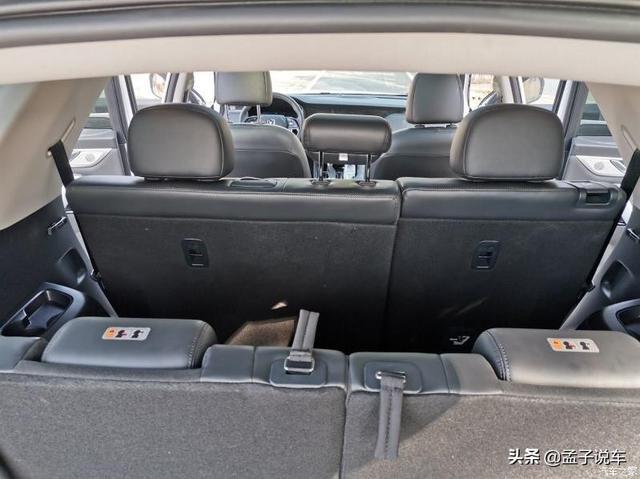 17.6万喜提长安CS95，用车5000公里，车主：朋友都说这车很大气