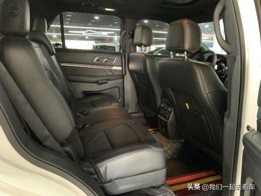 福特SUV探险者怎么样？车主：我就喜欢我的大白探