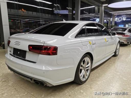 看看奥迪S6综合怎么样？车主：动力没的说，百万以内的V8