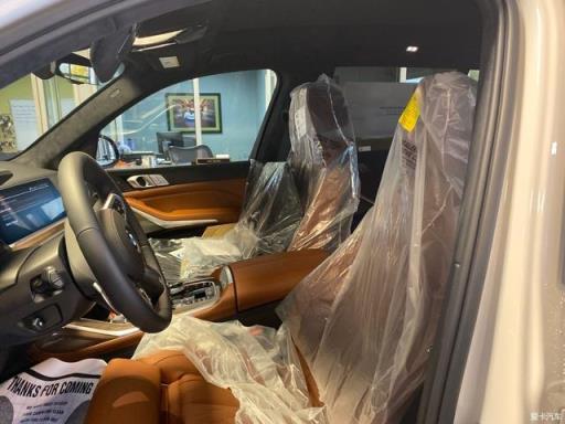 上得厅堂下得厨房，宝马X7 M50i提车，史上最大BMW？