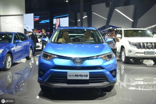 RAV4荣放的油耗很高吗？它的质量差吗？车主详细说了优点和缺点