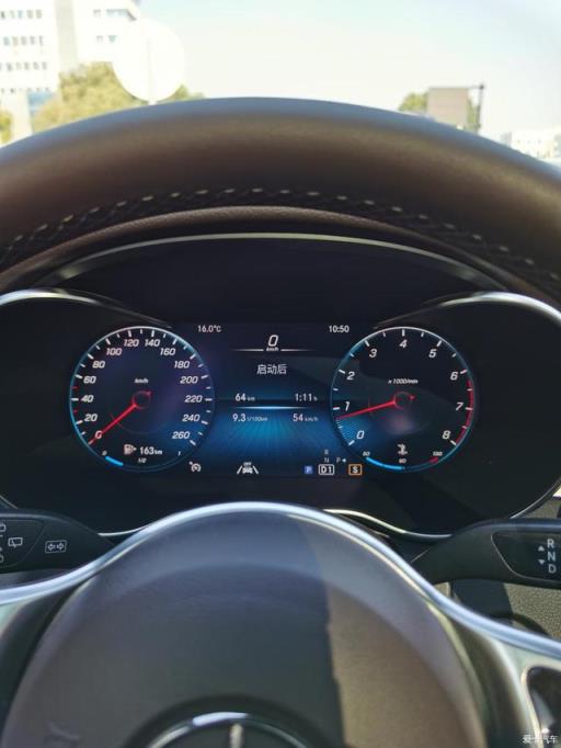 黑色奔驰GLC300提车，开了5000公里分享下用车感受