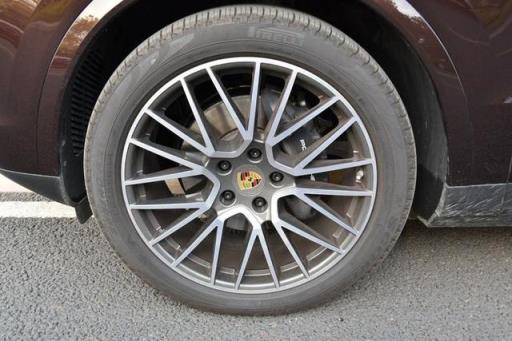2019款保时捷-Cayenne卡宴6000KM用车体验、始于颜值，忠于颜值