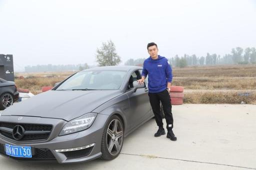 奔驰CLS 63 AMG用车感受，披着绅士外衣的暴徒