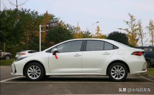 跑了6家4S店，终于拿到合适的价格，喜提全新卡罗拉