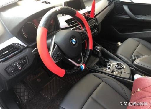20万提19款宝马X1乞丐版，车主：优惠大，品牌硬，空间还比X3大