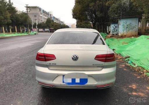 迈腾用车真实感受，车主：起步非常快，跟思域有一拼