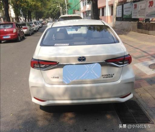 入手卡罗拉双擎，车主：开车大脚油门都很爽，但我却能一直爽