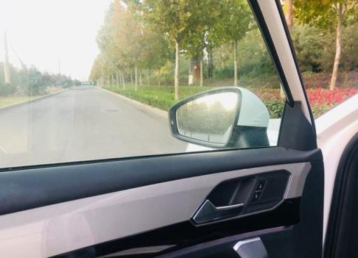 花自己的钱，买心怡的车，二十万元我直接提了我喜欢的大众探岳