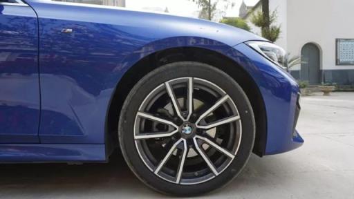 全新BMW 3系到手4个月，感受就两个字：真香！车主孙先生如是说
