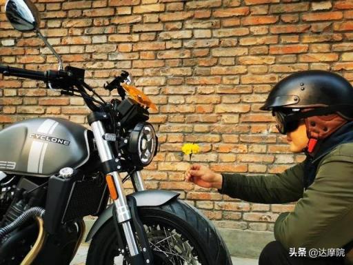 30台18秒抢光，首批赛科龙RE3用户的用车感受是怎么样？