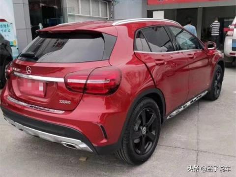 23万喜提奔驰GLA，用车2000公里后，车主：1.6T油耗才7.6个