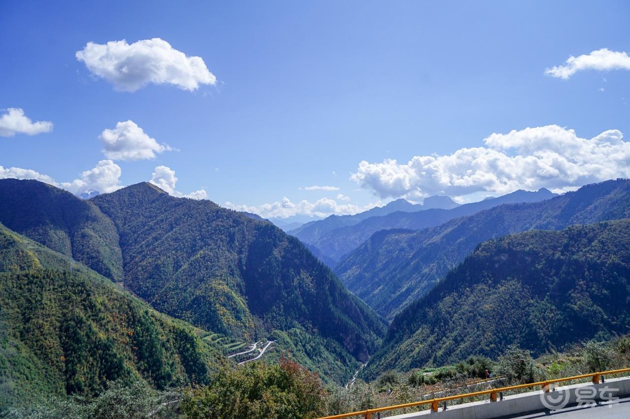 开着小E国庆甘南自驾游，平均油耗6.6L， 一箱油开了900km！