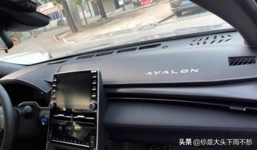 月末收官喜提新车 全家人满心欢喜