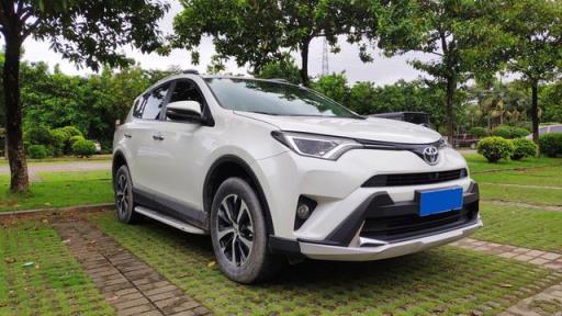 全家人的明智之选RAV4，动力充沛平顺油耗更让我满意